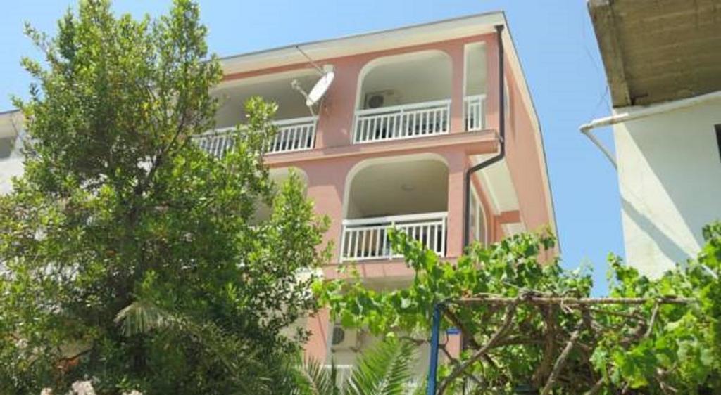 Apartments Rotim زاووستروج الغرفة الصورة