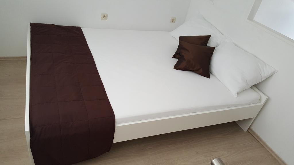 Apartments Rotim زاووستروج المظهر الخارجي الصورة